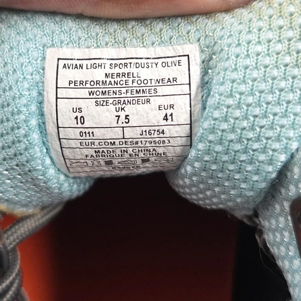 Merrell avian light